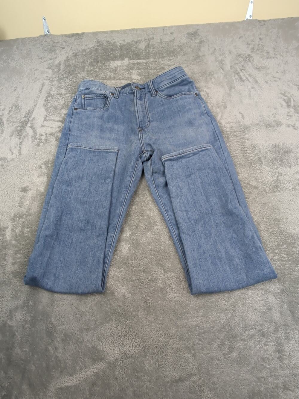 Uniqlo Men's Medium Wash Stretch Slim Jeans size 27-30 Inch Waist